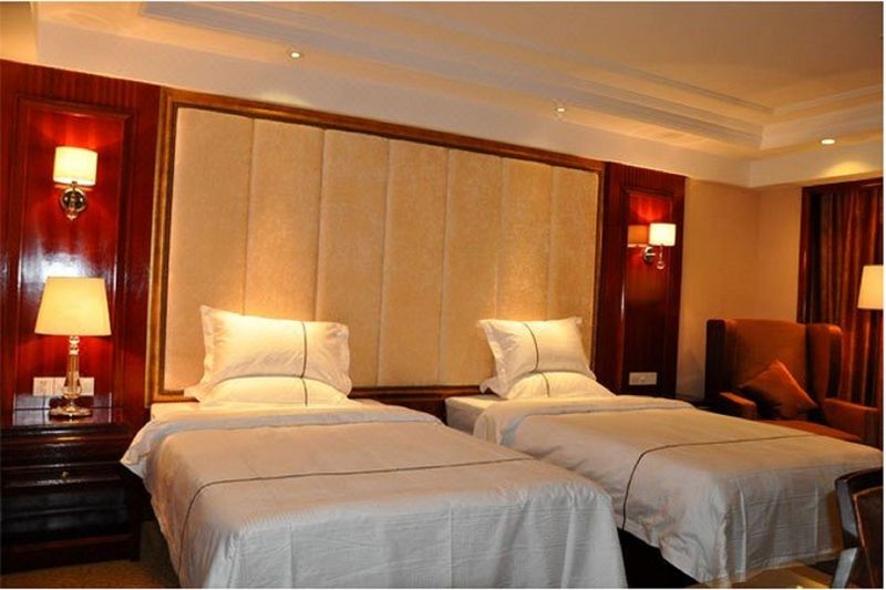 Borman Hotel Guangzhou Panyu Qiaonan Aoyuan Plaza Exterior foto